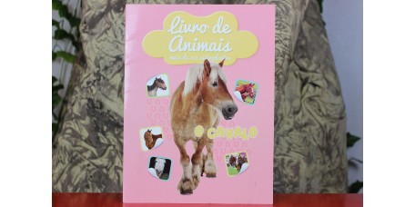 Livro de Animais Autocolantes - O Cavalo